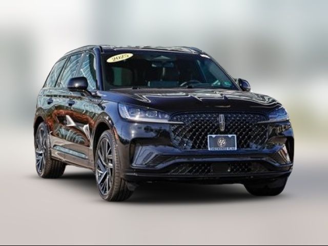 2025 Lincoln Aviator Black Label