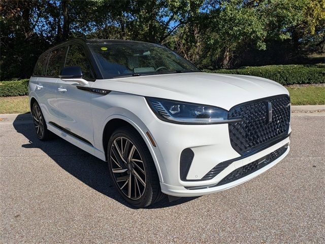 2025 Lincoln Aviator Black Label