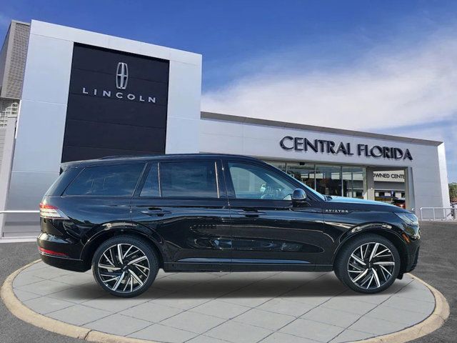 2025 Lincoln Aviator Black Label