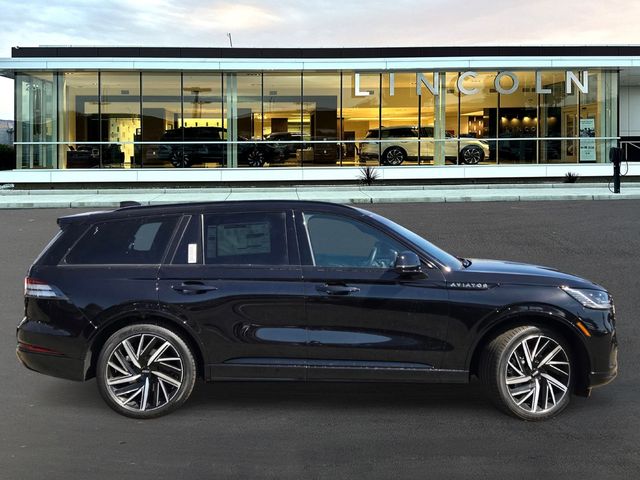 2025 Lincoln Aviator Black Label