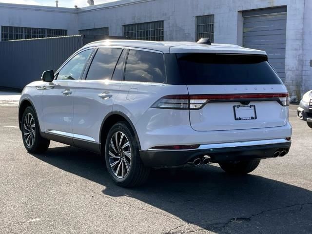 2025 Lincoln Aviator Premiere