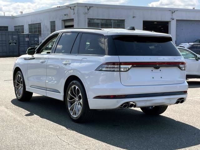 2025 Lincoln Aviator Premiere