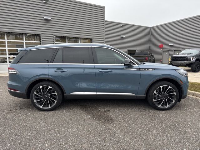 2025 Lincoln Aviator Reserve