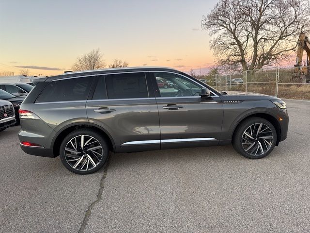 2025 Lincoln Aviator Reserve