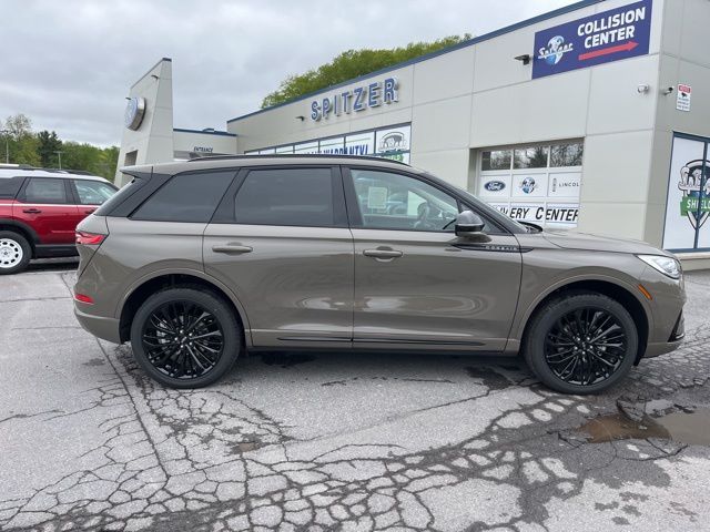 2025 Lincoln Corsair Reserve