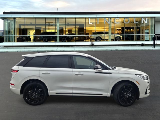 2025 Lincoln Corsair Reserve