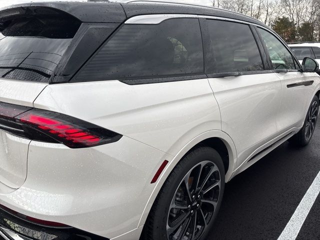 2025 Lincoln Nautilus Black Label