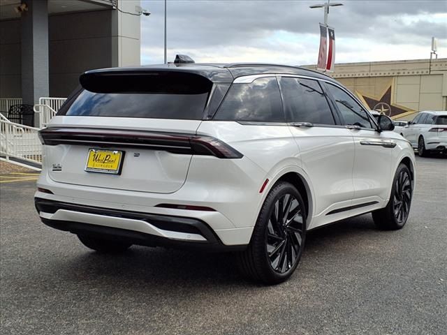 2025 Lincoln Nautilus Black Label