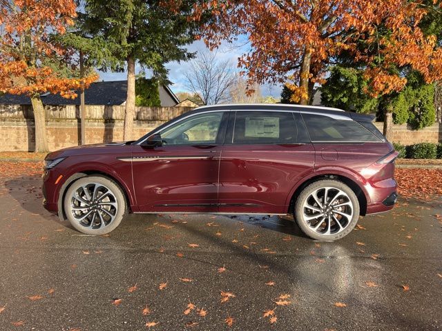 2025 Lincoln Nautilus Black Label