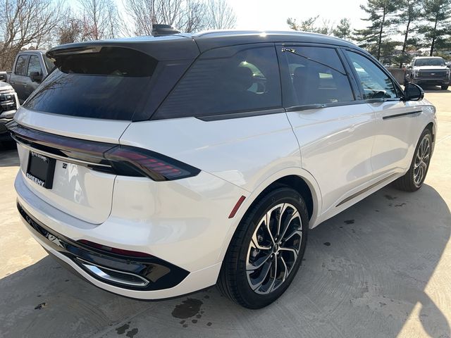 2025 Lincoln Nautilus Reserve