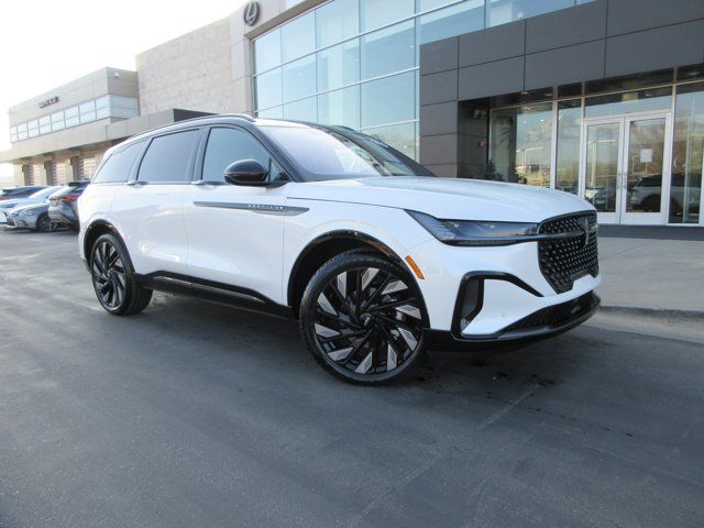 2025 Lincoln Nautilus Reserve