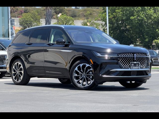 2025 Lincoln Nautilus Reserve