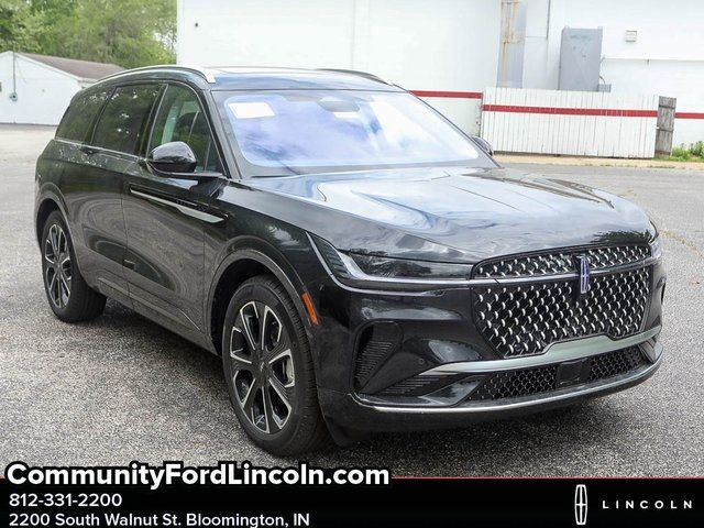 2025 Lincoln Nautilus Reserve