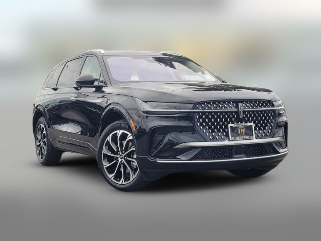 2025 Lincoln Nautilus Reserve