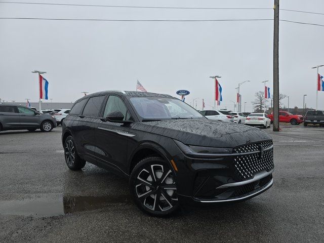 2025 Lincoln Nautilus Reserve