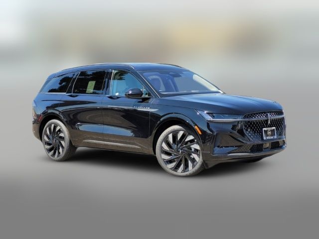 2025 Lincoln Nautilus Reserve