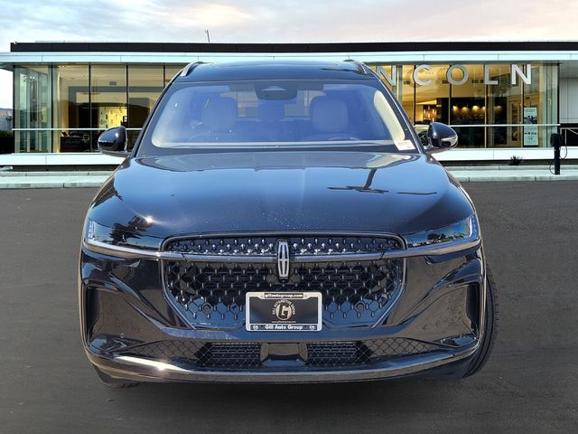 2025 Lincoln Nautilus Reserve