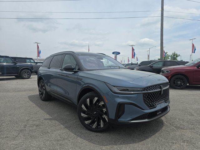 2025 Lincoln Nautilus Reserve