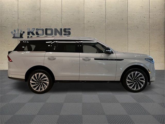 2025 Lincoln Navigator Black Label