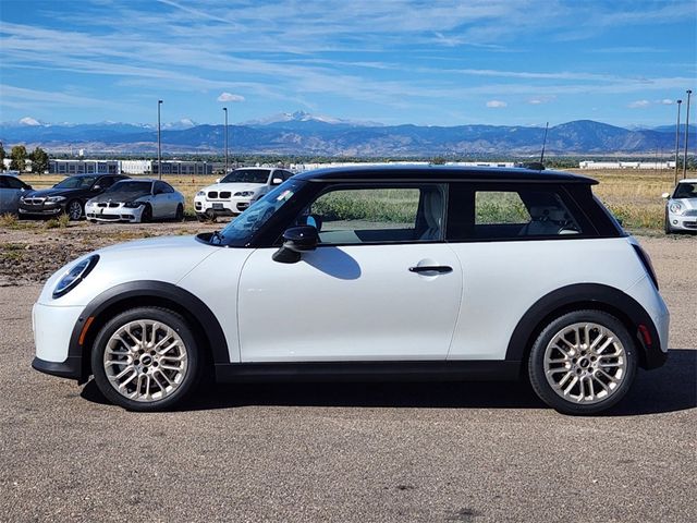 2025 MINI Cooper Hardtop Base