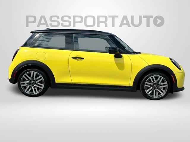 2025 MINI Cooper Hardtop Base