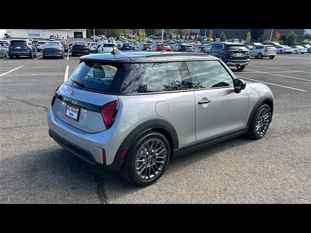 2025 MINI Cooper Hardtop Base