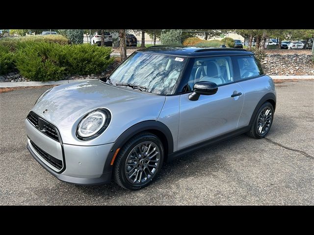 2025 MINI Cooper Hardtop Base