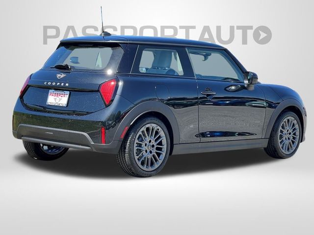 2025 MINI Cooper Hardtop Base