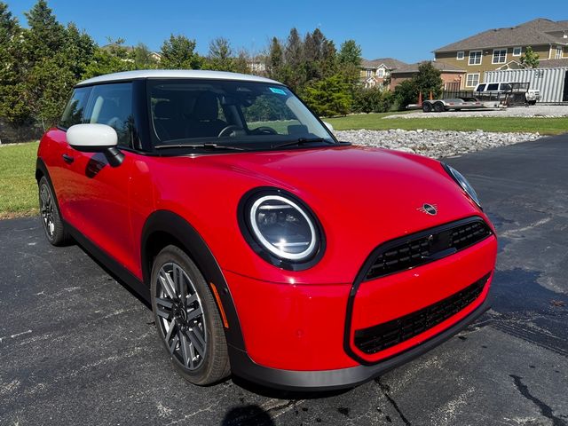 2025 MINI Cooper Hardtop Base