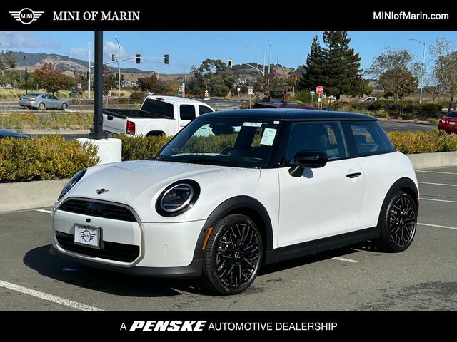 2025 MINI Cooper Hardtop Base