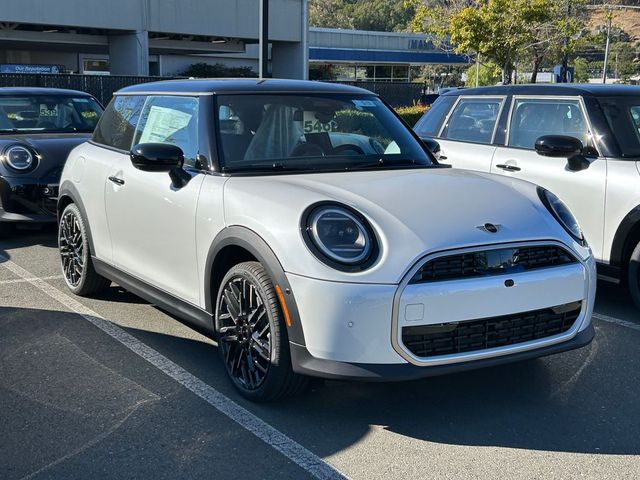 2025 MINI Cooper Hardtop Base