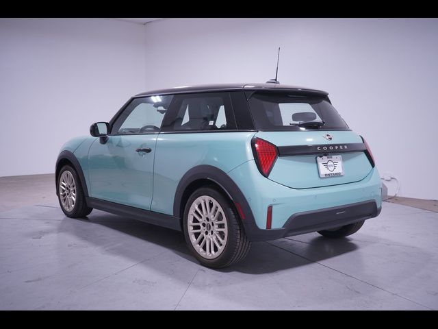 2025 MINI Cooper Hardtop Base