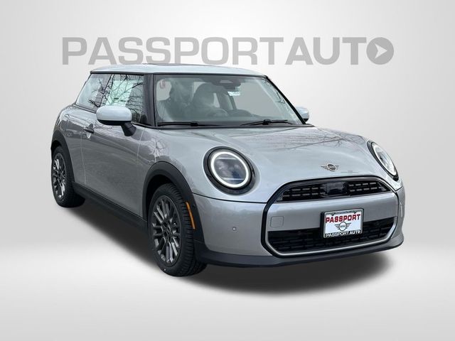 2025 MINI Cooper Hardtop Base