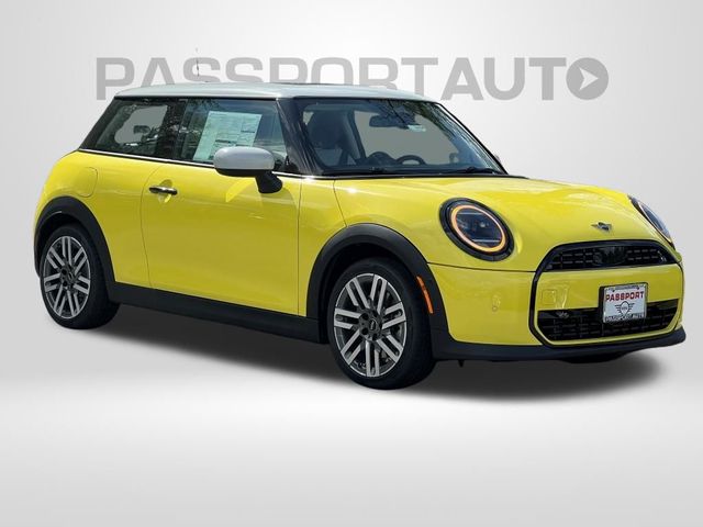 2025 MINI Cooper Hardtop Base