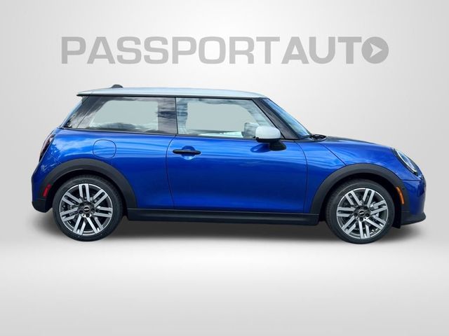 2025 MINI Cooper Hardtop Base