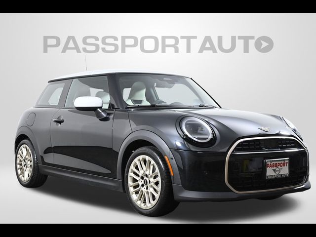2025 MINI Cooper Hardtop Base
