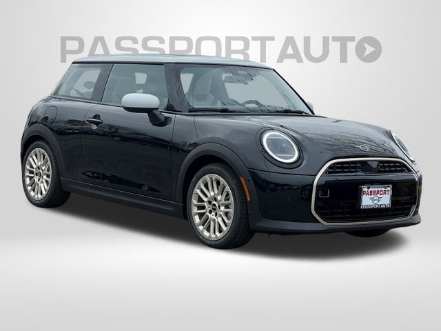 2025 MINI Cooper Hardtop Base