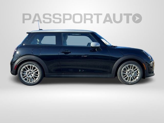 2025 MINI Cooper Hardtop Base
