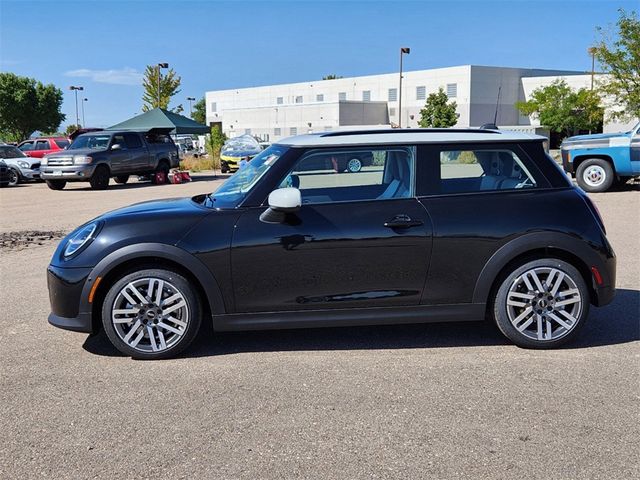 2025 MINI Cooper Hardtop Base