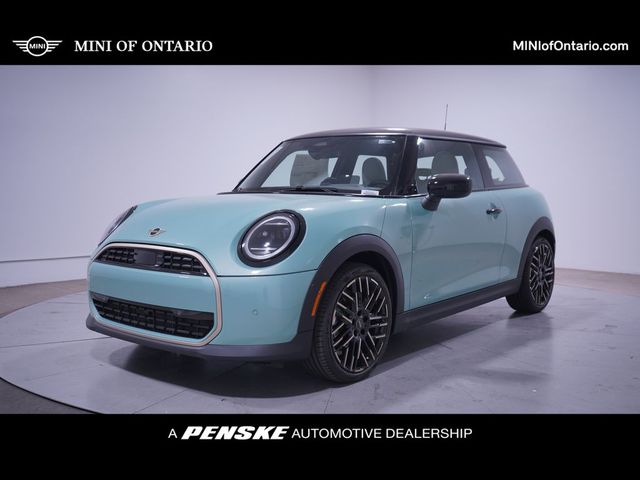 2025 MINI Cooper Hardtop Base