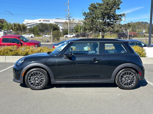 2025 MINI Cooper Hardtop Base