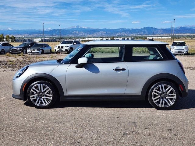 2025 MINI Cooper Hardtop Base