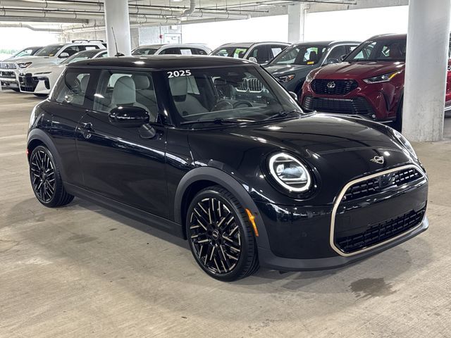 2025 MINI Cooper Hardtop Base