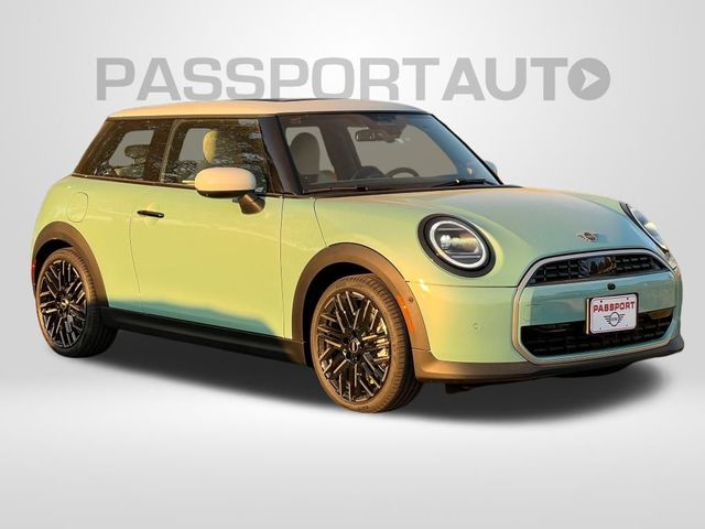 2025 MINI Cooper Hardtop Base