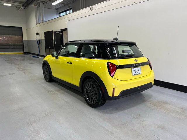 2025 MINI Cooper Hardtop Base