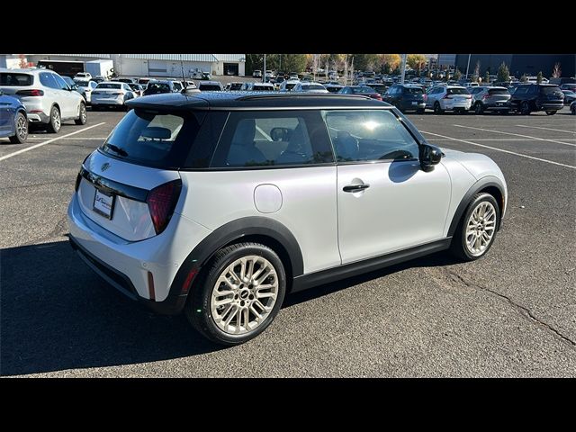 2025 MINI Cooper Hardtop Base