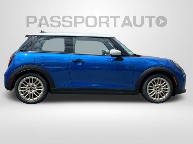 2025 MINI Cooper Hardtop Base