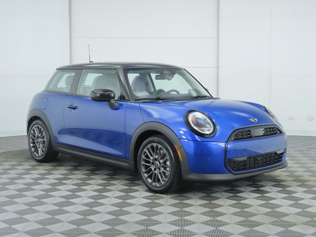 2025 MINI Cooper Hardtop Base