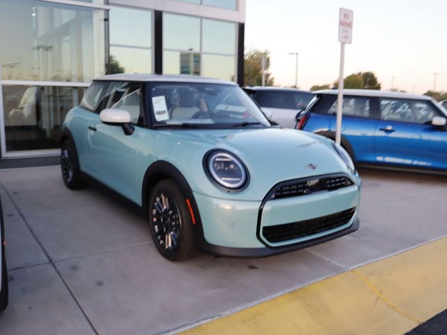 2025 MINI Cooper Hardtop Base