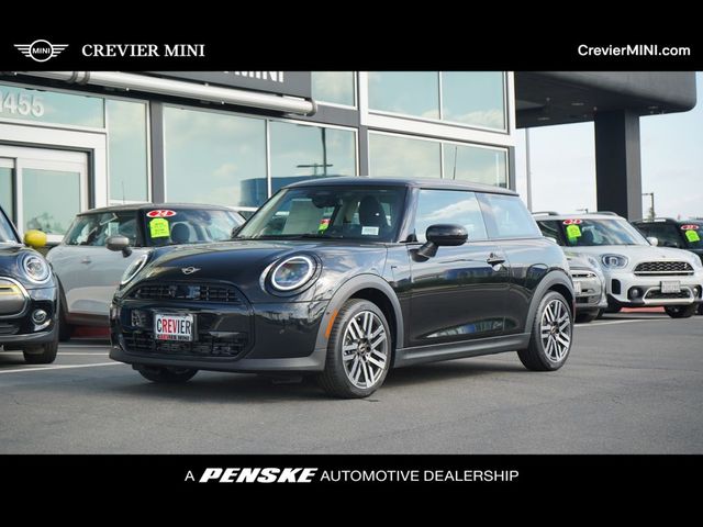 2025 MINI Cooper Hardtop Base